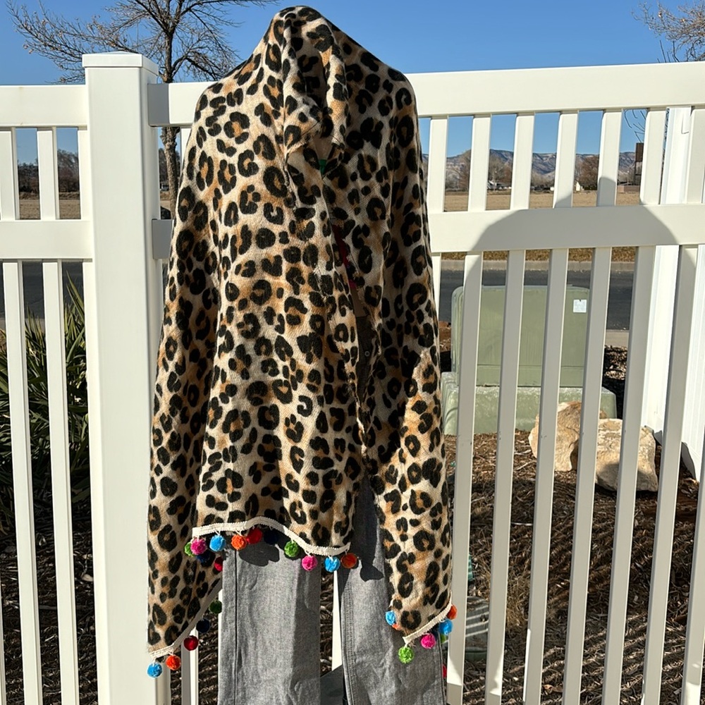 Super Soft Leopard Pom Pom Wrap NWOT